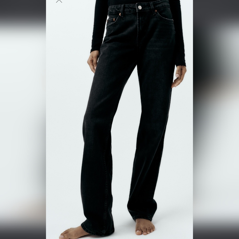 Zara Black Low Rise Straight Cut Jeans